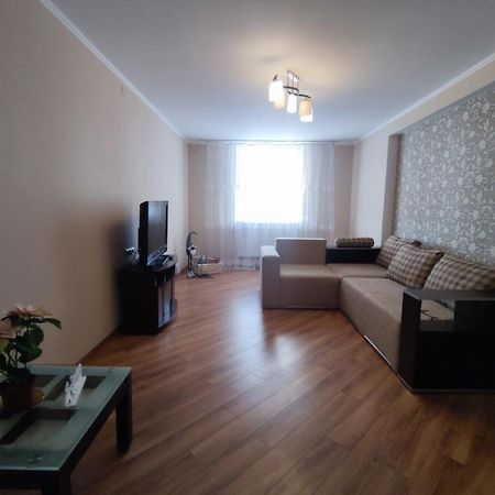 2-Х Кімн Квартира В Новобудові Ternopil Buitenkant foto